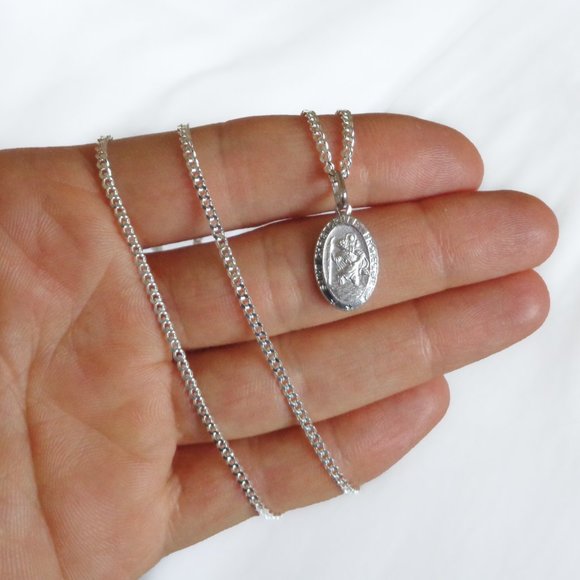 St Christopher Necklace Sterling Silver Protection Pendant Curb Chain 925 ITALY - Picture 5 of 6